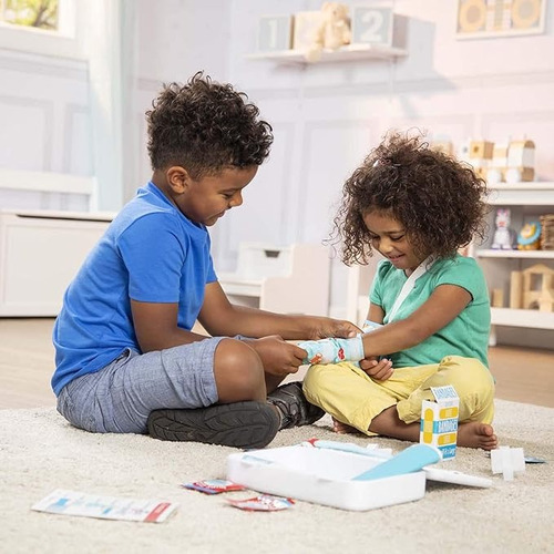 Maleta De Juego De Primeros Auxilios Realista Melissa&doug