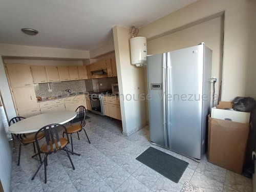 Imagen 21 de 30 de Apartamento En Venta Zona Centro Barquisimeto Rah 23-10318 // Invierta Seguro Con Rentahouse//