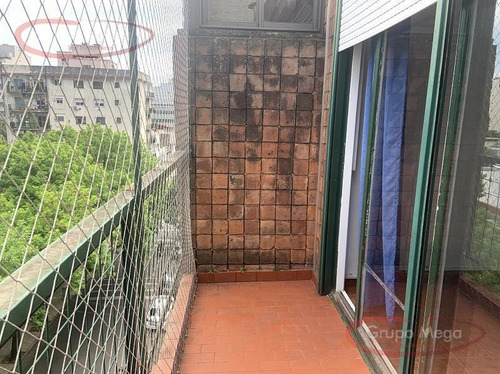 Imagen 6 de 15 de Excelente Monoambiente Con Balcon A Cuadras Del Parque Centenario