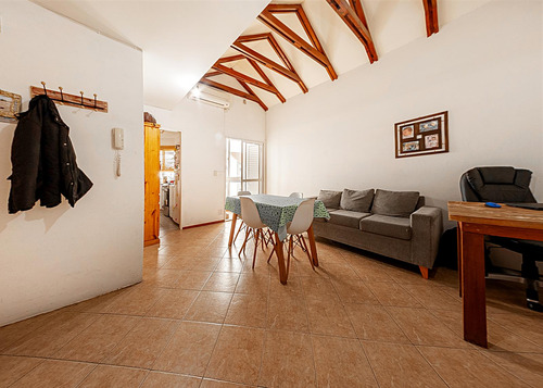 Venta Departamento 3 Ambientes Con Cochera. Carapachay Apto Crédito