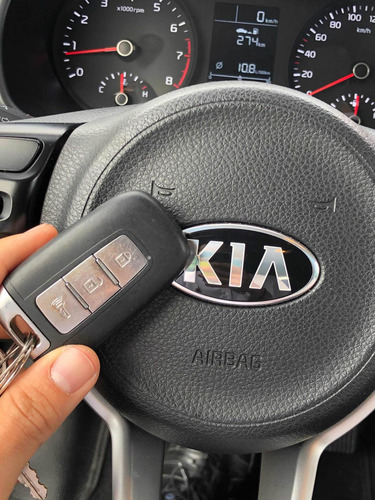 Kia Tonic Vibrant 1.6 Mec