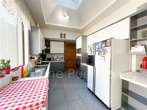 Imagen 9 de 17 de Casa En Venta De 6 Dormitorios En Lo Barnechea