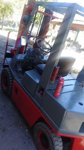 Autoelevador Nissan 2 Tn