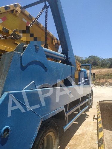 Vendo 2 Caminhões Mb Poli + 90 Caçambas