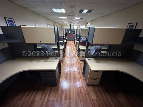  Edificio Con Excelente Ubicacion Y Distribucion A La Venta En La Castellana #24-23557 Mn Caracas - Chacao