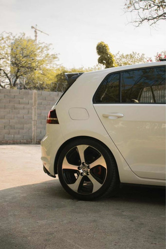 Volkswagen Golf 2016 2.0 Gti Tsi App Connect