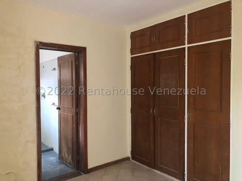 Imagen 12 de 28 de Gustavo Zavala Rentahouse 22-22180