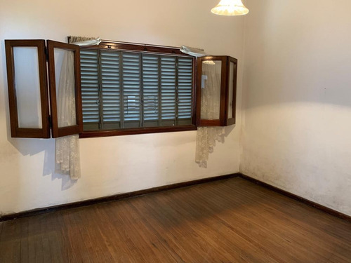 Imagen 4 de 8 de Ph Tipo Casa En Venta En La Plata