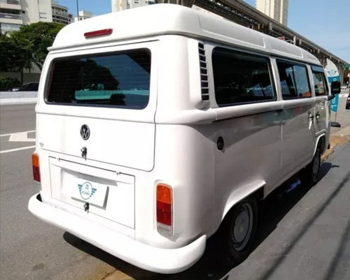 Volkswagen Kombi Standard 1.3 (Flex)