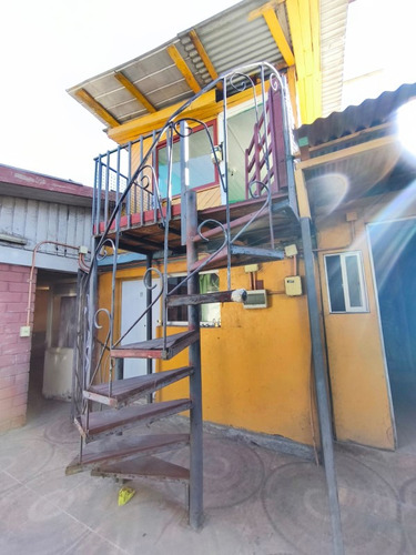 Propiedad En Venta En Huechuraba 7d | 3b | 3e
