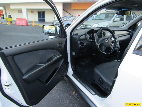 Mitsubishi Outlander 4x4 2.4 At