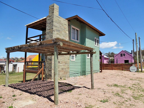 Emunah En Punta Del Diablo