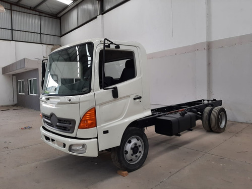Imagen 2 de 6 de Hino 500 Modelo 2015 Con Faltantes