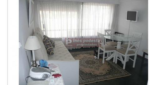 Península, Torre Con Piscina Y Servicios.- Ref: 37686