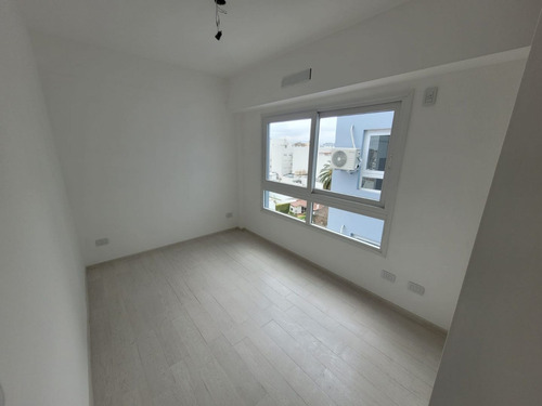 Imagen 22 de 25 de Departamento A Estrenar 4 Ambientes Muy Luminoso