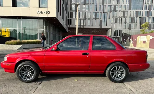 Nissan Sentra 1.6 B13 Std