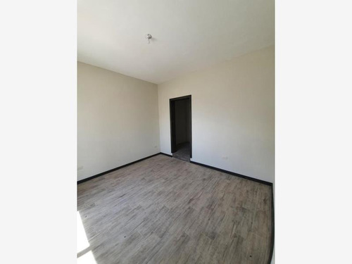 Imagen 9 de 10 de Casa Sola En Venta Frac Palma Real