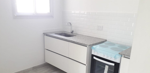 Imagen 3 de 11 de Venta Departamento Tipo Casa Jardín Y Pileta Pilar