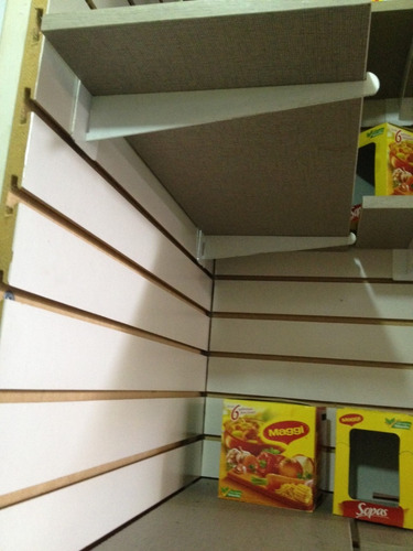 Pie De Amigo Para Repisas Exhibidoras (Usado)