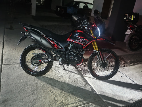 Vento Croosmax 250 Pro 2023 Color Negro.