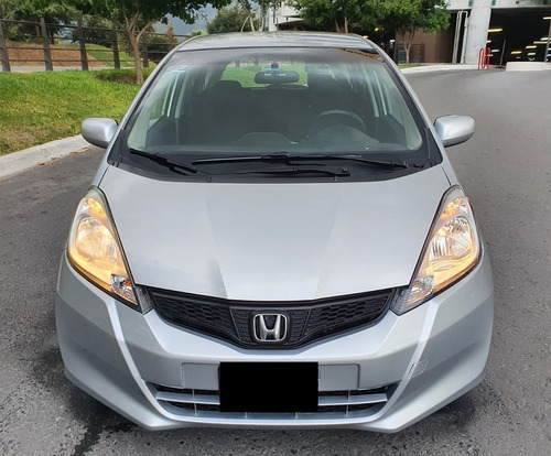 Imagen 8 de 15 de Honda Fit 2013 Lx Automatico