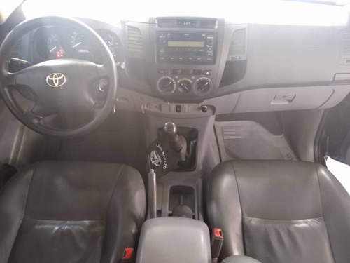 Imagem 9 de 11 de Toyota Hilux 2.7 Sr 4x2 Cd 16v Gasolina 4p Manual
