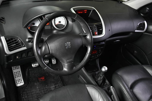 Peugeot 207 1.6 Sedan Xt Premium