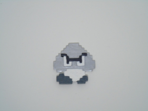 Goomba Gris Pixel Mario Bros. 1 -  4cm