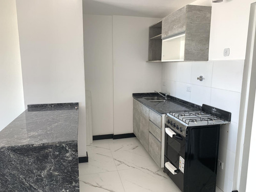 Venta Departamento Monoambiente Banfield.
