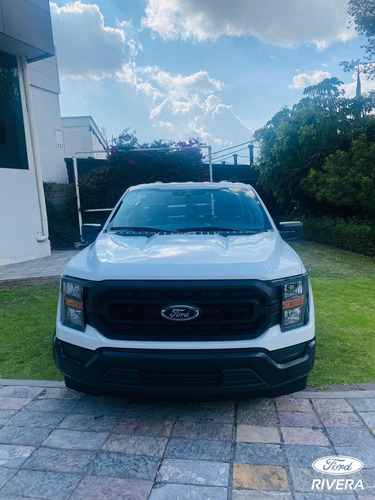Ford F-150 XL Cabina Regular