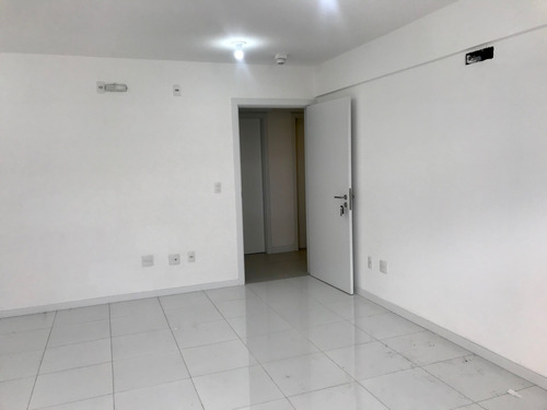 Imagem 5 de 19 de Apartamento Em Florianópolis - Sc - Sa0036_ccon