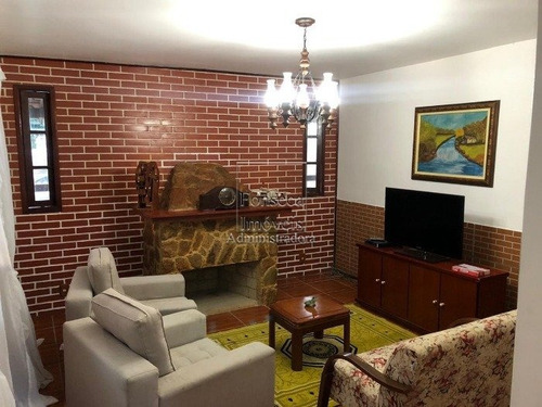 Casa - Quitandinha - Ref: 4656 - V-4656