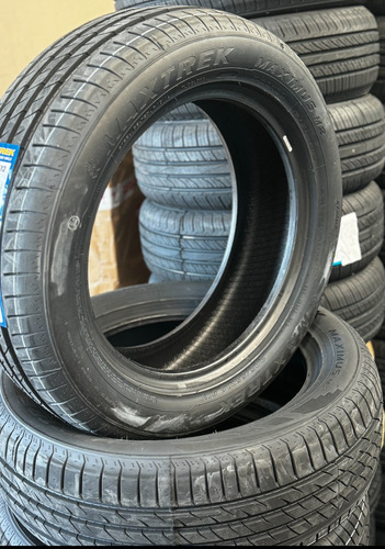 Pneus 205/55 R16 Aro 16 Jogo Maxtrek Maximus M2+ Bicos