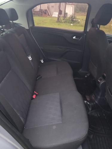 Citroën C-Elysée 1.6 Feel Vti 115 am18