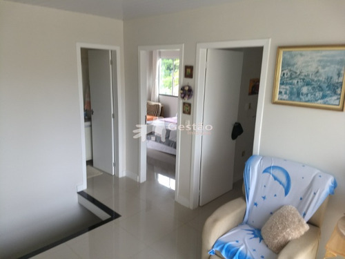 Imagem 4 de 30 de Casa Para Venda No Bairro Ariribá Em Balneário Camboriú, 11 Quartos Sendo 1 Suíte, 5 Vagas, - Ml_28