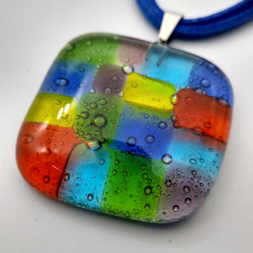 Imagen 2 de 4 de Collar Casual Soda Burbuja Multicolor Alegre