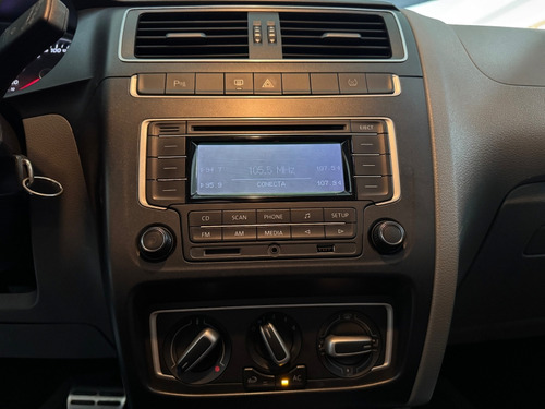 Volkswagen Fox 1.6 MSI HIGHLINE 16V FLEX 4P AUTOMATIZADO
