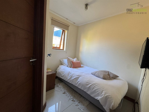 Casa En Venta De 4 Dorm. En Puerto Varas