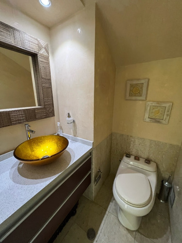 Imagen 18 de 20 de Se Alquila Apartamento Moderno En C.r Isla Paraiso