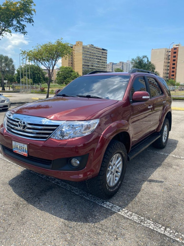 Imagen 1 de 12 de Toyota Fortuner Sr 4x4