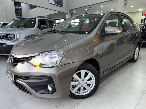 Toyota Etios 1.5 XLS SEDAN 16V FLEX 4P AUTOMÁTICO