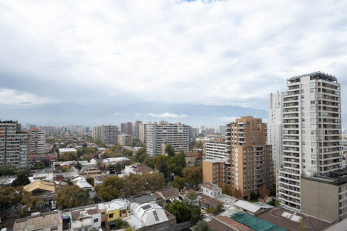 2b, 2d Con Vista Despejada En Barrio Italia