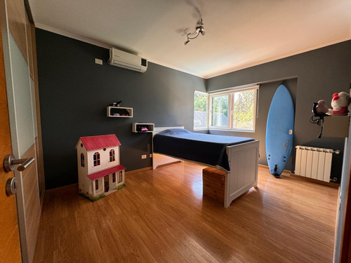 Casa 5 Ambientes Estilo Moderno - Parque Leloir