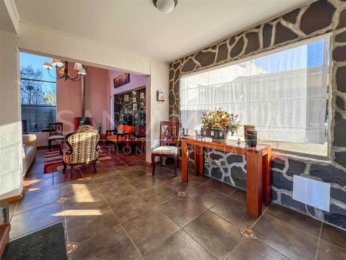 Casa En Venta De 5 Dormitorios En Pingueral