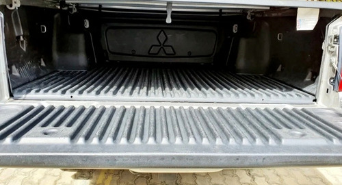 Imagem 3 de 15 de Mitsubishi L200 3.5 Triton Hpe Flex Cab. Dupla 4x4 Aut. 4p