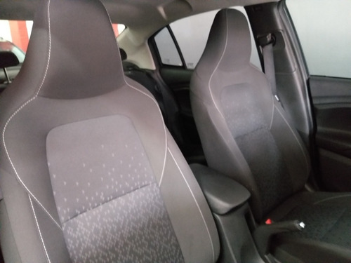 Imagem 10 de 12 de Chevrolet Onix Plus 2020 1.0 Lt 4p Troco E Financio