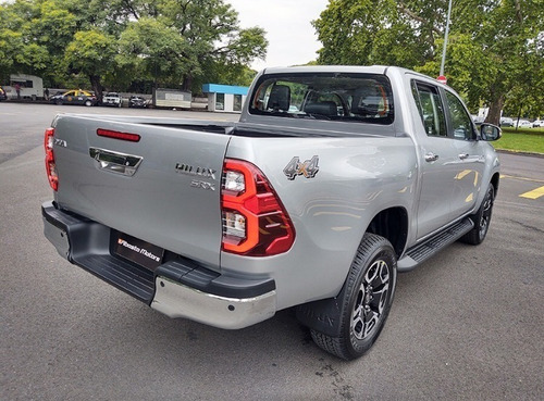 Imagen 12 de 19 de Toyota Hilux Srx 2.8 At 4x4 0km