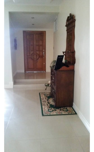 Se Vende Casa En Av. Rómulo Gallegos Ve10-027rg-rgon