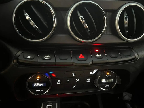 Imagen 15 de 25 de Fiat Cronos Precision Tomo Usados Etios Vento 208 206 500 Jv