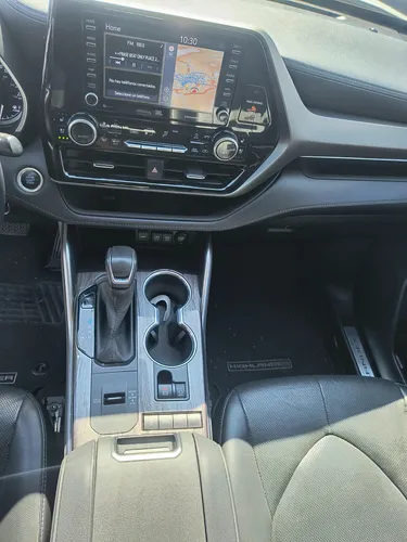 Toyota Highlander 3.5 Limited Panoramic Roof At
